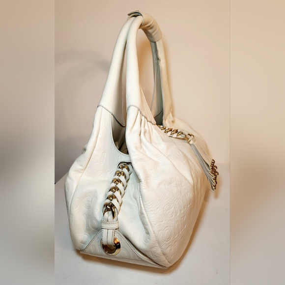Henri bendel logo embossed ivory off-white hobo shoulder bag - Picture 4 of 7